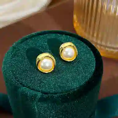 S925