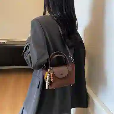 凡思曼 高级感小众设计感百搭洋气上班复古饺子包 麂皮绒 手提包 女款 多色