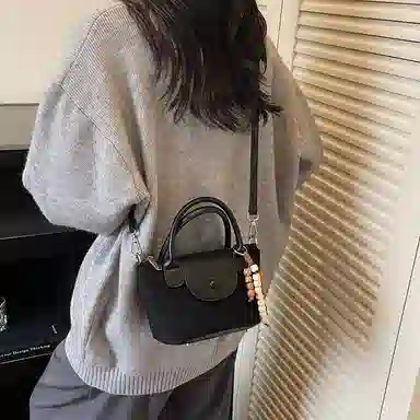 凡思曼 高级感小众设计感百搭洋气上班复古饺子包 麂皮绒 手提包 女款 多色