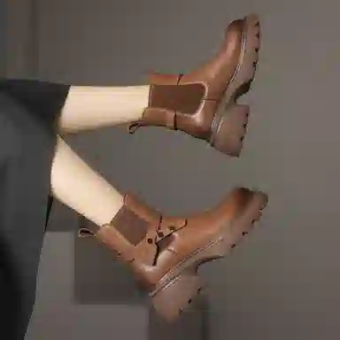 D:FUSE Scandinavia Brown Chelsea Boots