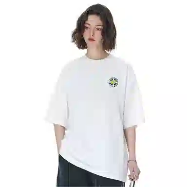 Logo T