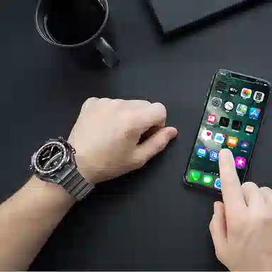 AKGLEADERWatch34 proGT23422mmultimate