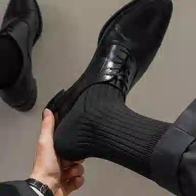 100