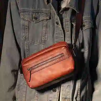 PULUWIRR Brown Waist Bag