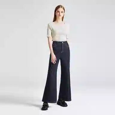 NINE WEST
