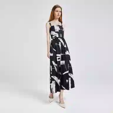 NINE WEST