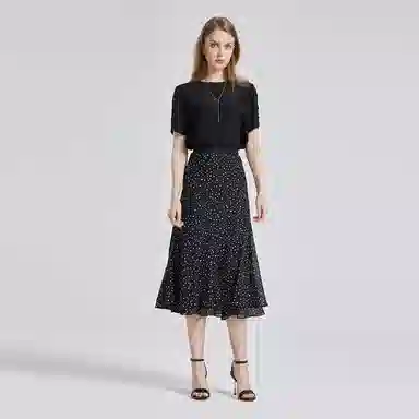 NINE WEST
