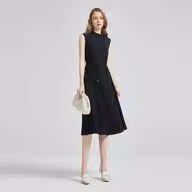 NINE WEST