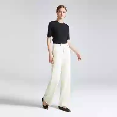 NINE WEST