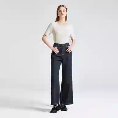 NINE WEST