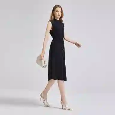 NINE WEST