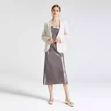 NINE WEST