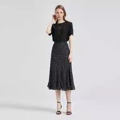 NINE WEST