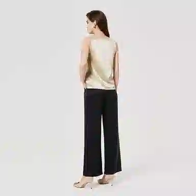 NINE WEST