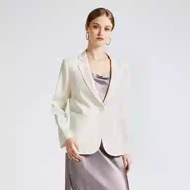 NINE WEST