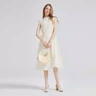 NINE WEST