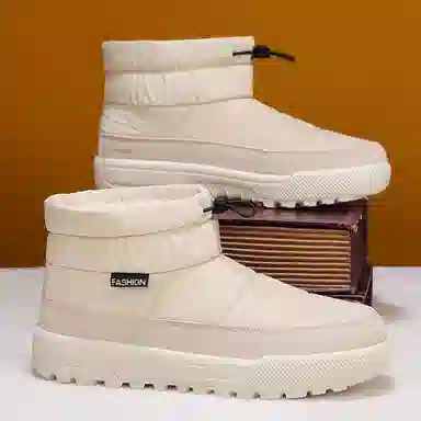 medd Snow Boots Beige