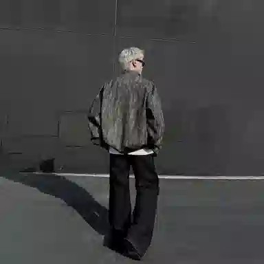 300