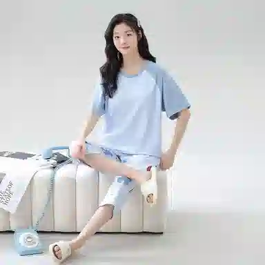 细舍 带胸垫休闲短袖七分裤韩版可外穿家居服睡衣套装 女款 浅蓝色