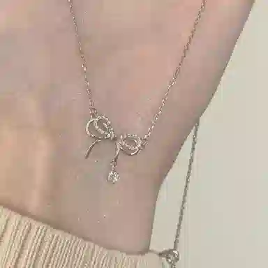 琳琅醉 韩版优雅轻奢蝴蝶结小众#好运 锆石 项链 男女同款情侣款