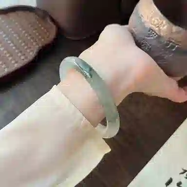 吉瑶 国风新中式  青山远黛 古风典雅 温婉国潮贵妃平安 小众素雅 天山翠 玉石手镯 女款