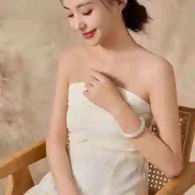 【玉手镯送人】 吉瑶 青山黛翠玉 贵妃平安镯 天然飘花 雪翠 新中式经典国风 汉服旗袍玉镯女生 清冷优雅 高级感  天山翠 手镯 女款