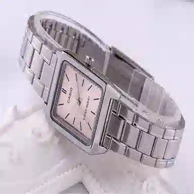 CASIO Retro Pink