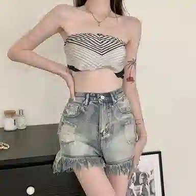 邓大喵 复古水洗做旧毛边宽松高腰牛仔短裤 女款