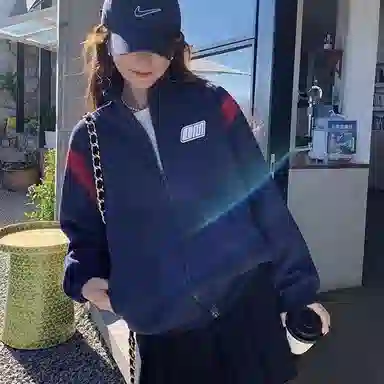 邓大喵 开衫复古春秋外套春季夹克美式立领宽松设计撞色棒球卫衣 女款