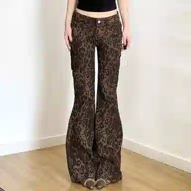 邓大喵 美式复古简约休闲豹纹铆钉高腰辣妹百搭长裤喇叭裤女牛仔裤 女款