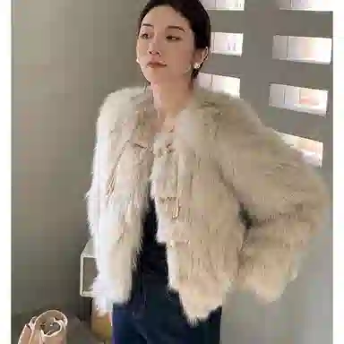 邓大喵 仿狐狸毛外套女短款秋冬韩版百搭吊坠厚上衣穿搭皮草 女款