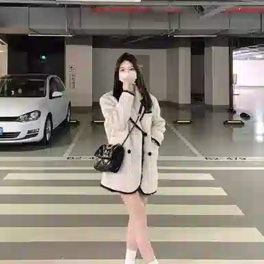 邓大喵 米杏色西装毛呢外套女高级感小香风呢子小个子秋冬穿搭大衣 女款