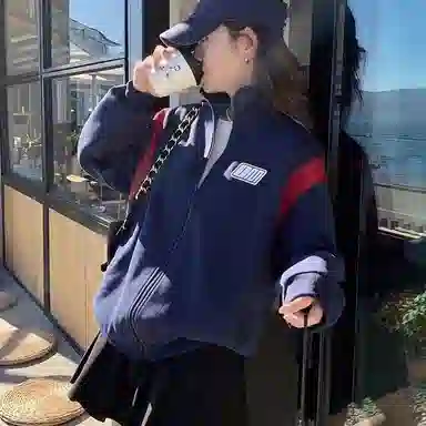 邓大喵 开衫复古春秋外套春季夹克美式立领宽松设计撞色棒球卫衣 女款