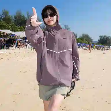 FAIRWHALE UPF100+logo