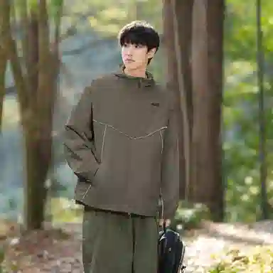 FAIRWHALE UPF100+Logo