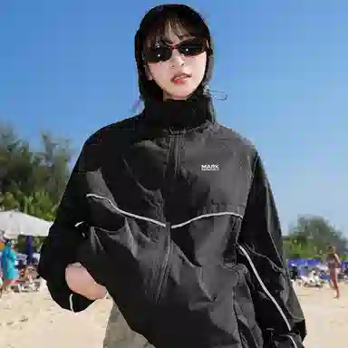 FAIRWHALE UPF100+logo