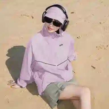 FAIRWHALE UPF100+logo