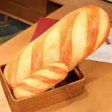 豪伟达 仿真面包抱枕 伴睡安抚 玩偶周边