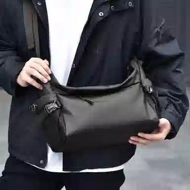 FOXER Cool Minimalist Chest Bag