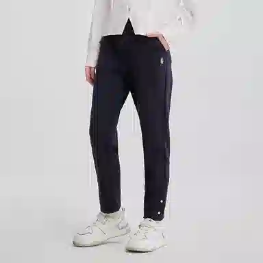 Hush Puppies SS25 Logo