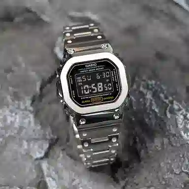 CASIO DW-5600E-1
