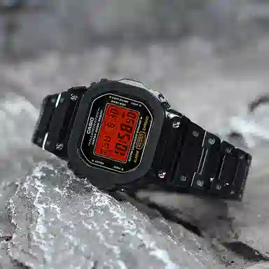 CASIO DW-5600E-1