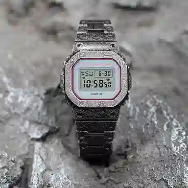 CASIO DW-5600SC-4
