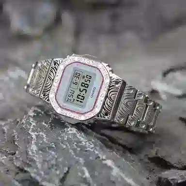 CASIO DW-5600SC-4