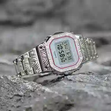 CASIO DW-5600SC-4