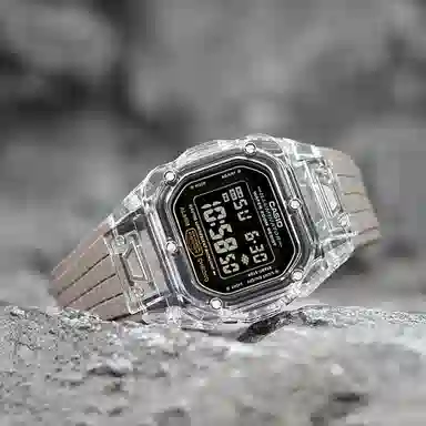 CASIO DW-5600E-1