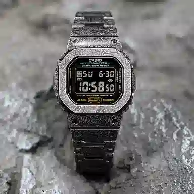 CASIO DW-5600E-1