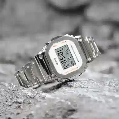 CASIO DW-5600WS-4