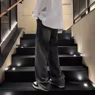 识恩 通勤简约舒适休闲牛仔裤 女款