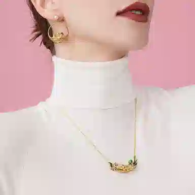 CHARFEN CHIC